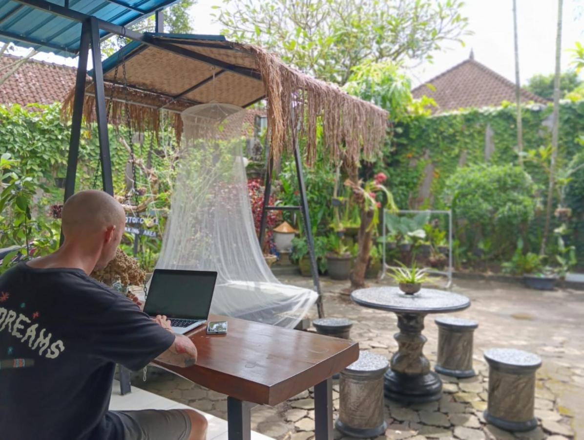 Coliving Bali Sweet Home Kost Lengkap Di Tabanan Kota Dış mekan fotoğraf