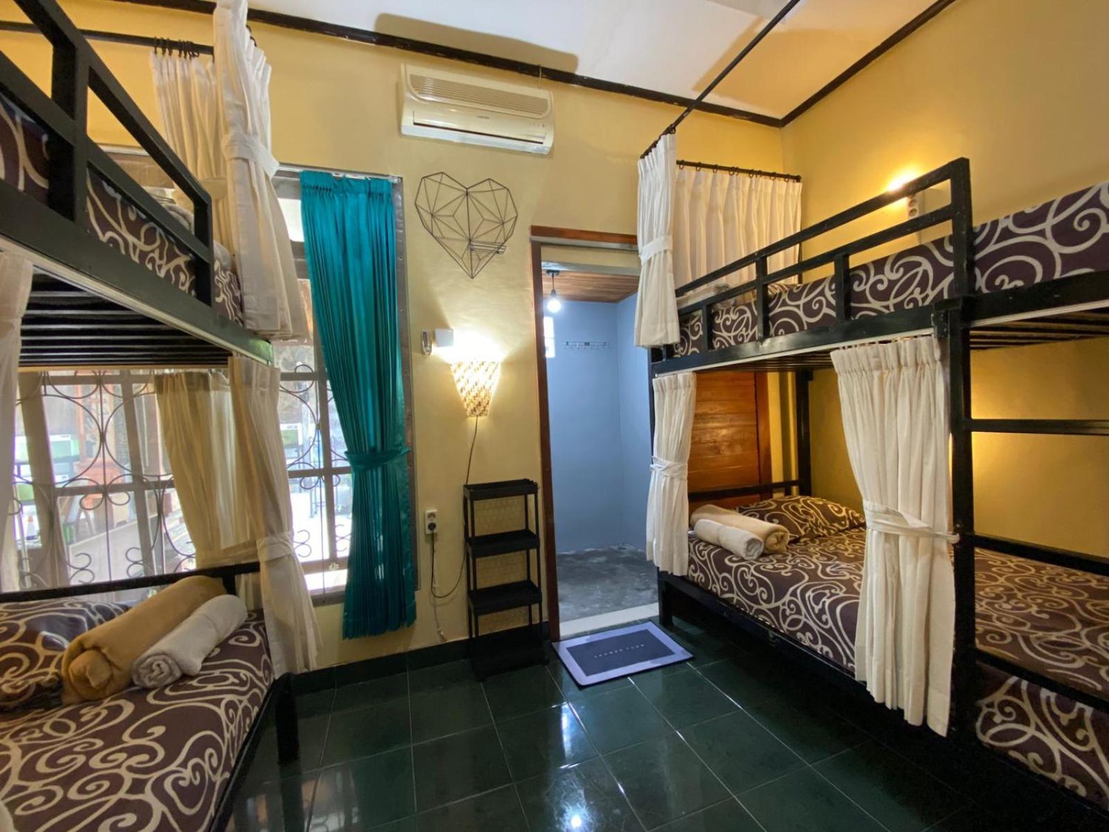 Coliving Bali Sweet Home Kost Lengkap Di Tabanan Kota Oda fotoğraf