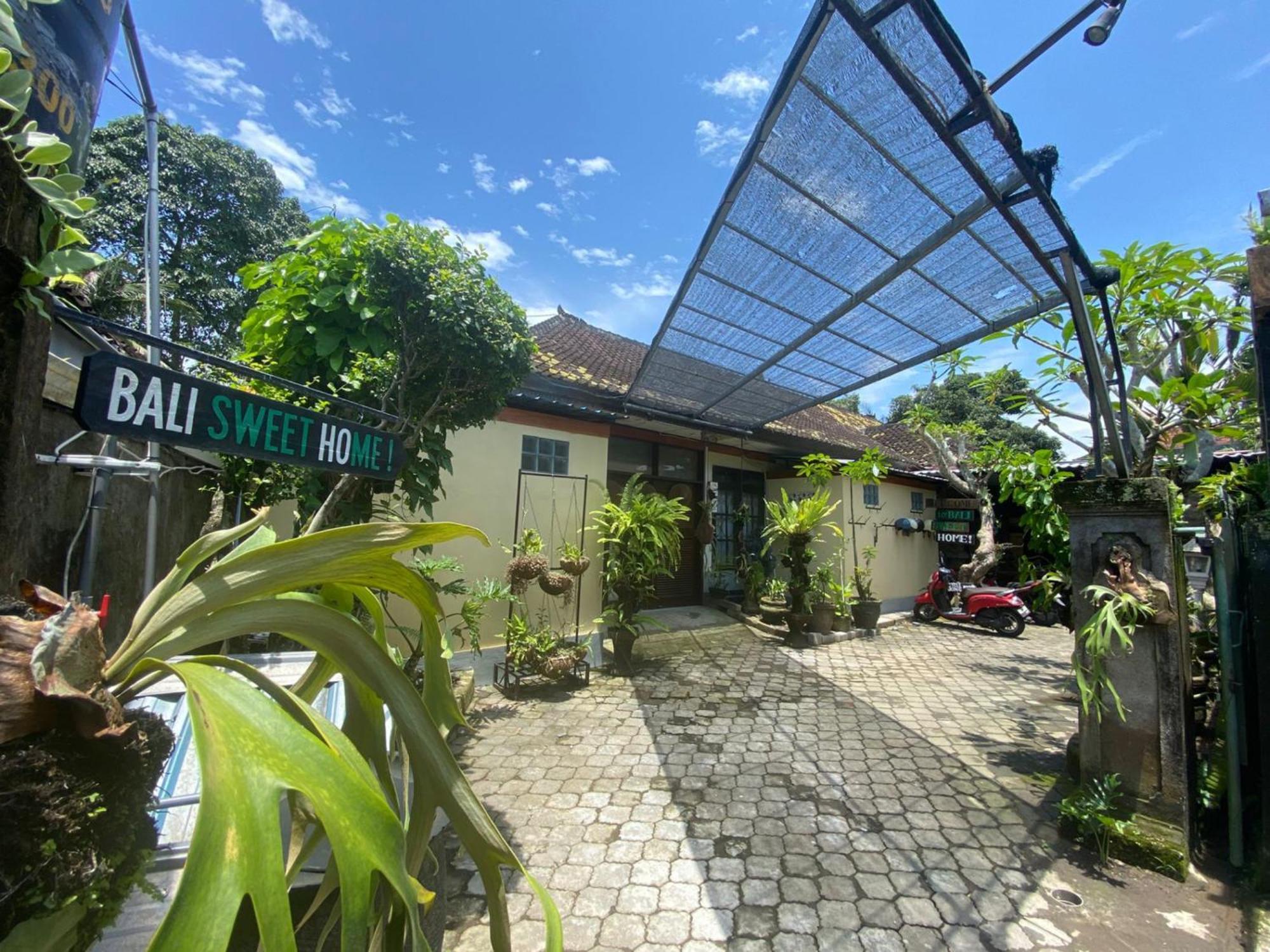 Coliving Bali Sweet Home Kost Lengkap Di Tabanan Kota Dış mekan fotoğraf